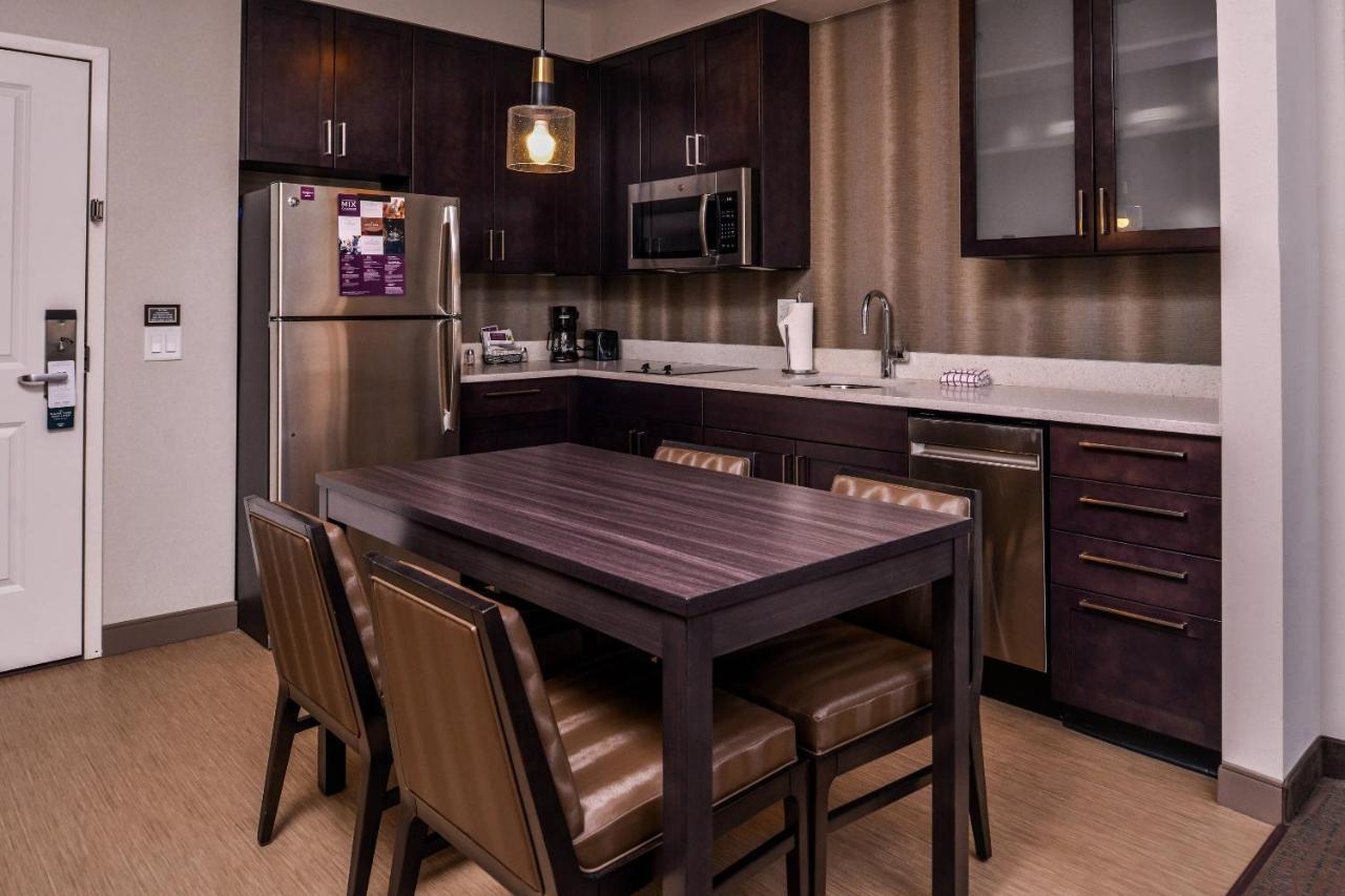 Residence Inn By Marriott Charlotte Steele Creek Pine Harbor Exteriör bild