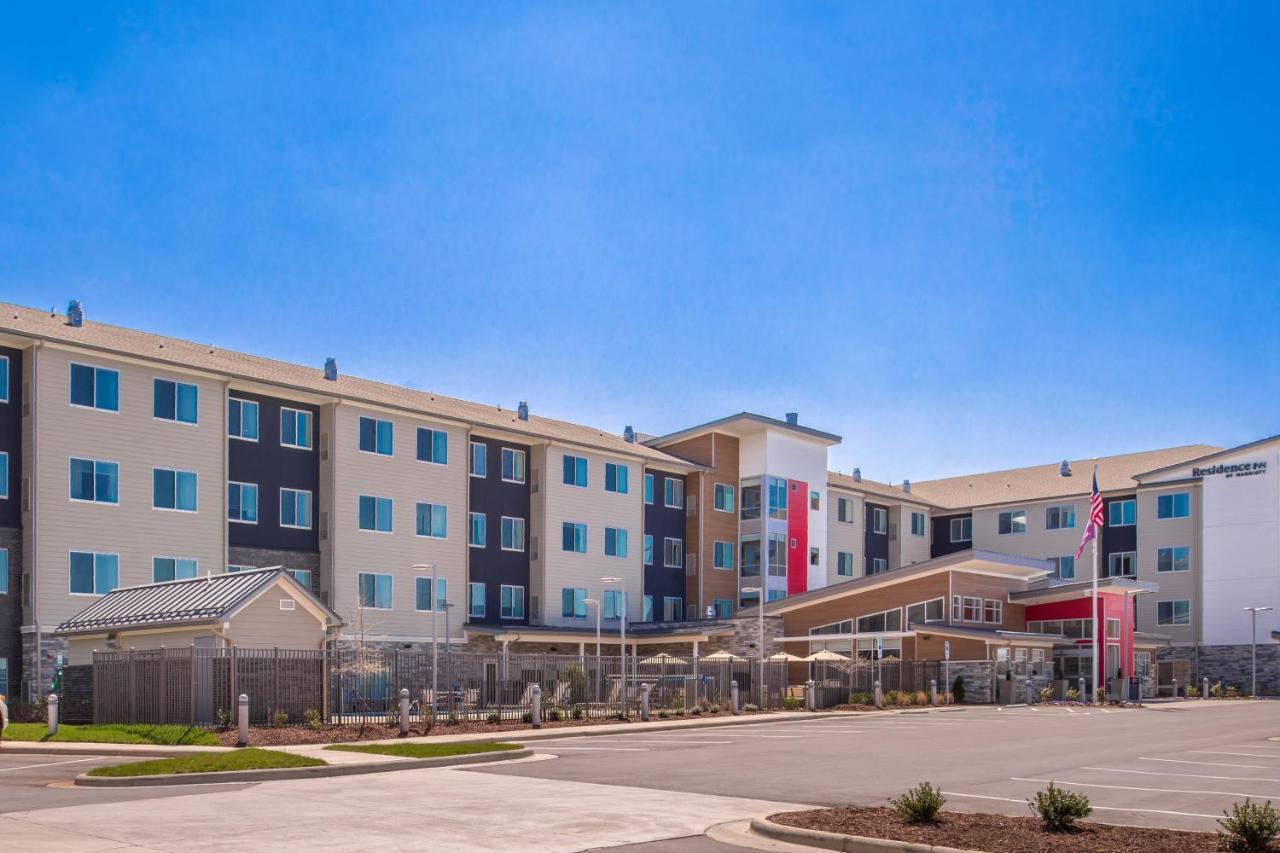 Residence Inn By Marriott Charlotte Steele Creek Pine Harbor Exteriör bild